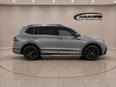 2023 Volkswagen Tiguan SE R-Line Black
