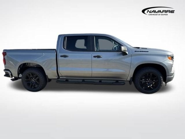 2026 Chevrolet Silverado 1500 Custom — photo 2