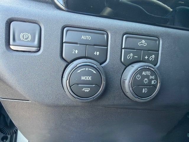 2026 Chevrolet Silverado 1500 RST — photo 22