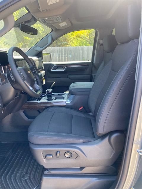 2026 Chevrolet Silverado 1500 LT — photo 23