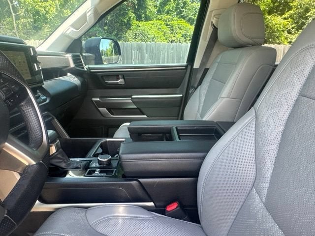 2024 Toyota Tundra 4WD SR5