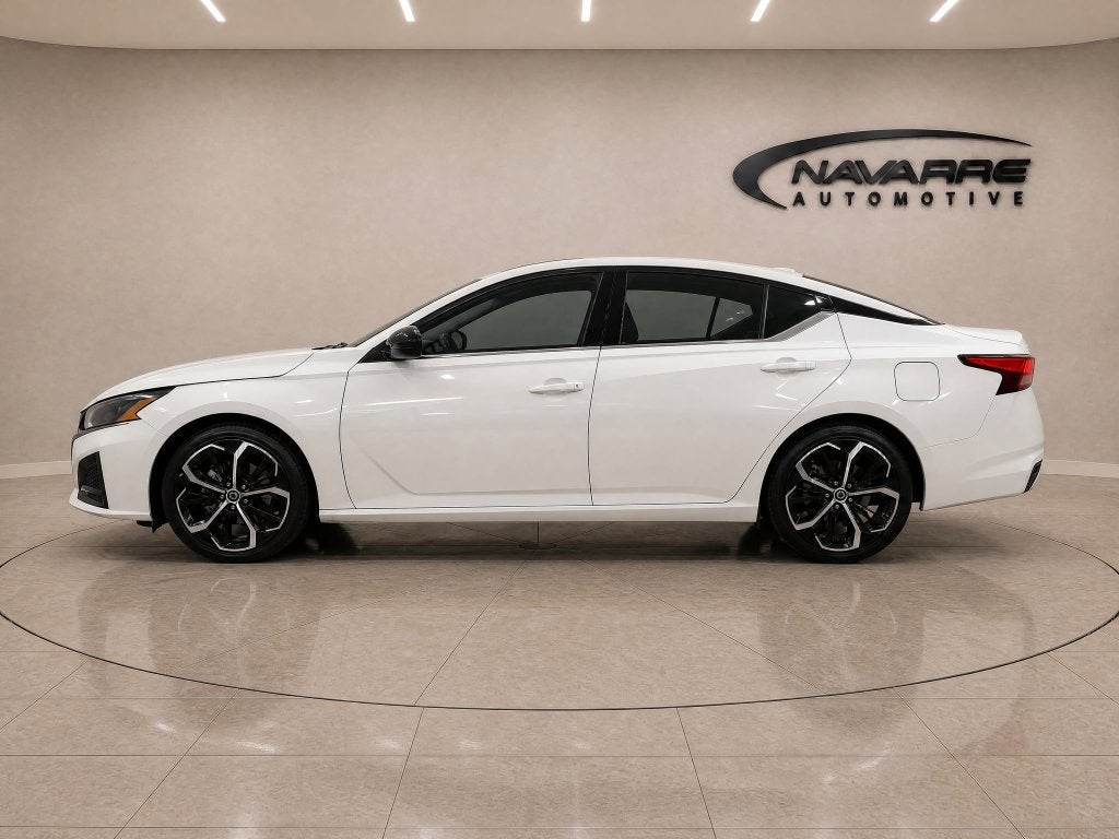 2025 Nissan Altima SR FWD