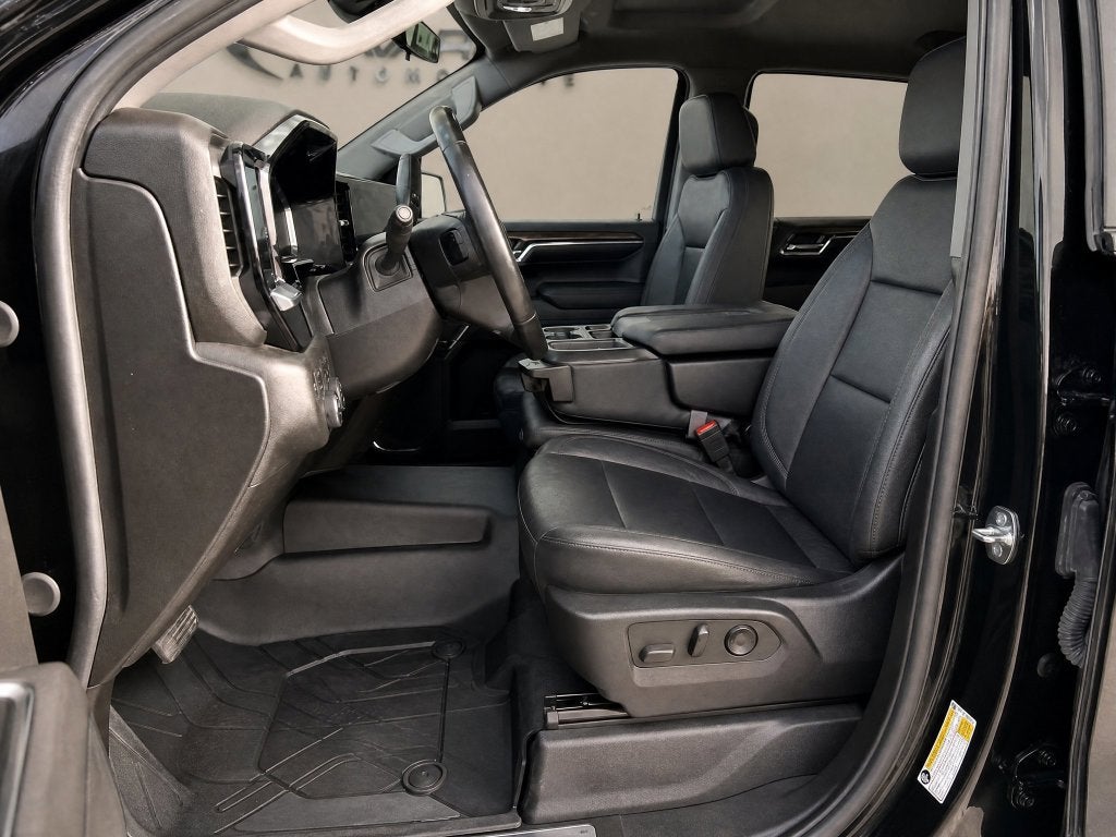 2024 Chevrolet Silverado 1500 4WD Crew Cab Short Bed LT