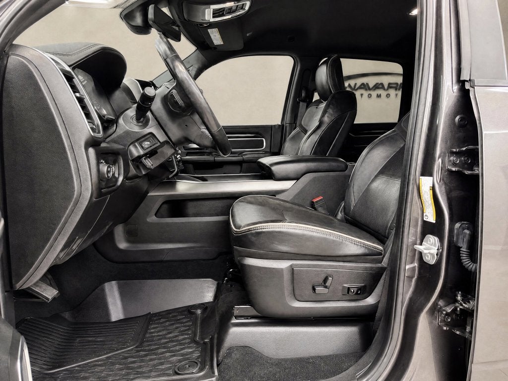 2021 RAM 3500 Laramie Crew Cab 4x4 8' Box