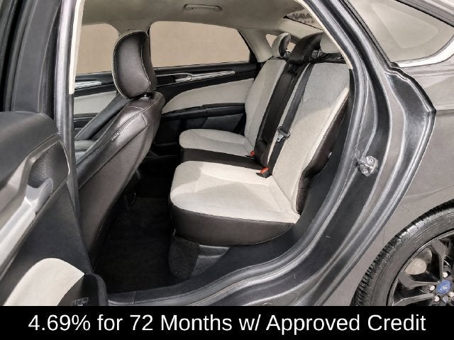 2020 Ford Fusion SE