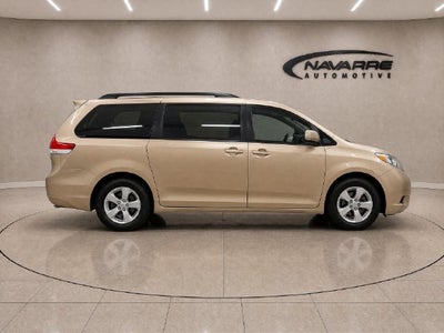 2011 Toyota Sienna LE