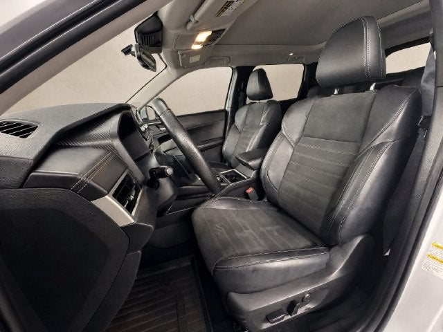 2024 Mitsubishi Outlander SE Black Edition