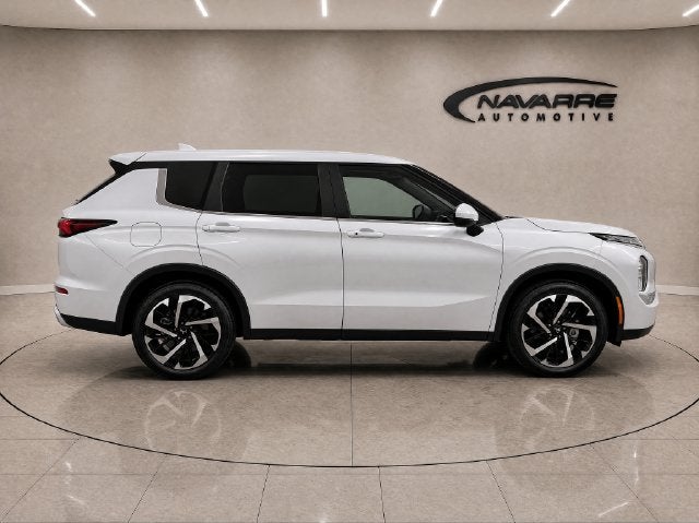 2024 Mitsubishi Outlander SE Black Edition